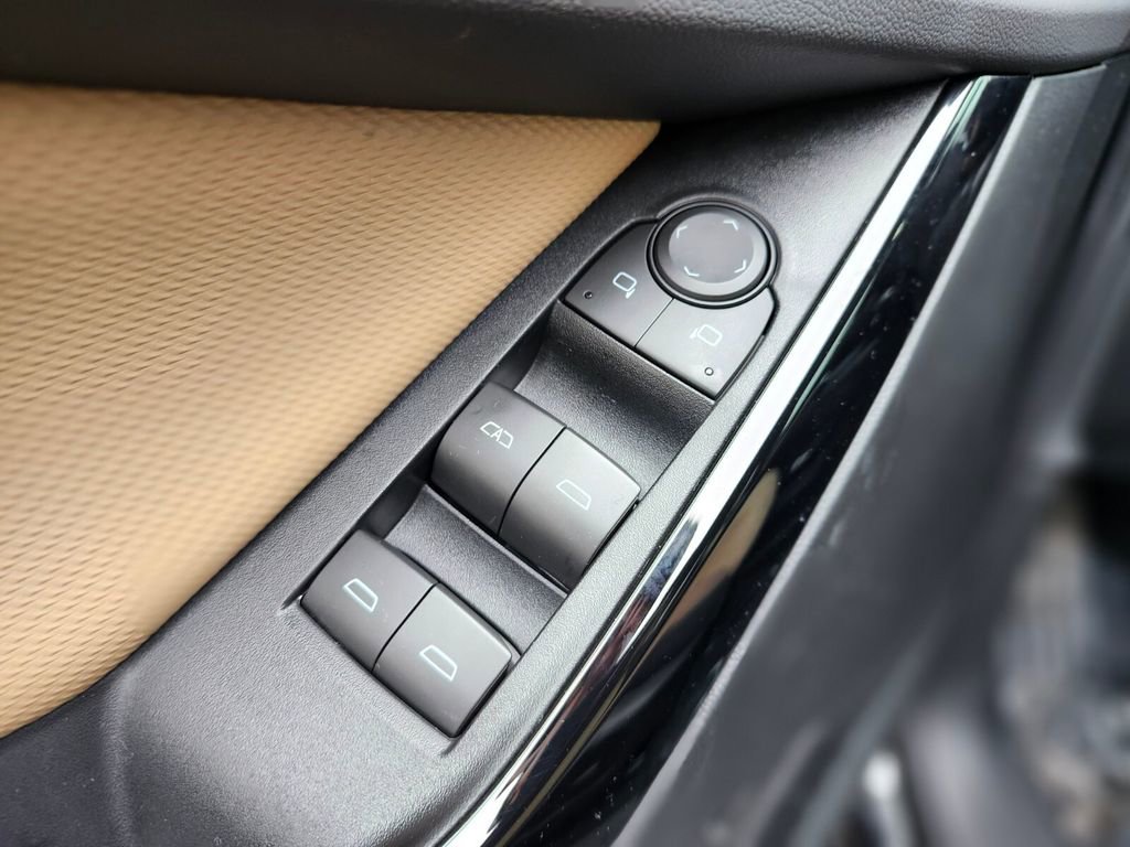 Used 2026 Chevrolet Equinox ACTIV w/ Convenience Package III image 15