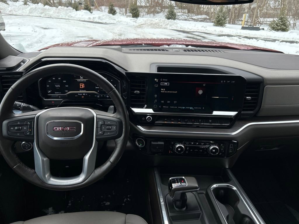 Used 2022 GMC Sierra 1500 SLT w/ SLT Convenience Package image 17