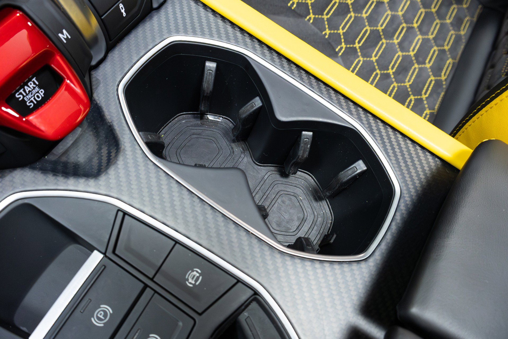 Used 2022 Lamborghini Urus image 72