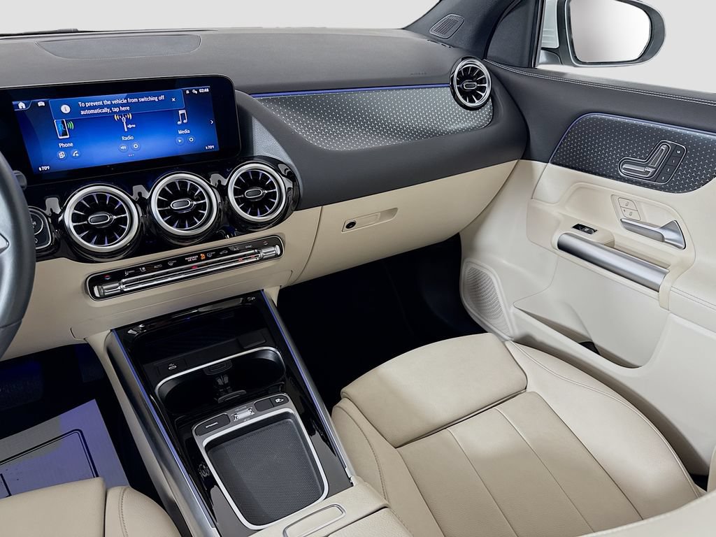 Used 2025 Mercedes-Benz GLA 250 image 21