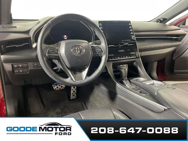 Used 2019 Toyota Avalon XSE image 8