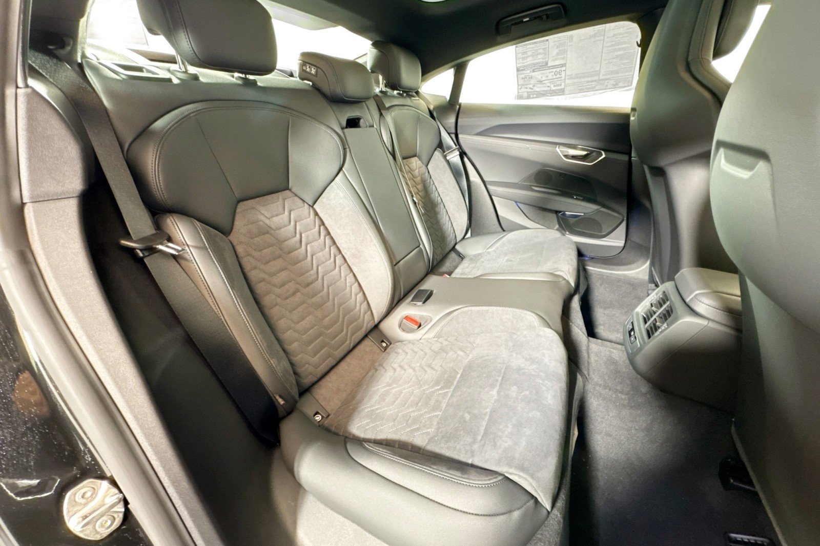 New 2026 Audi S e-tron GT Premium Plus image 25