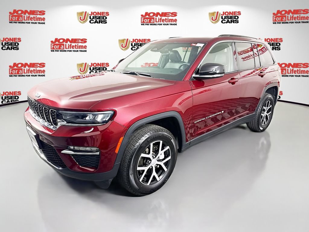 Used 2024 Jeep Grand Cherokee Limited AWD/4WD image 15