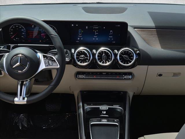 New 2026 Mercedes-Benz GLA 250 image 10