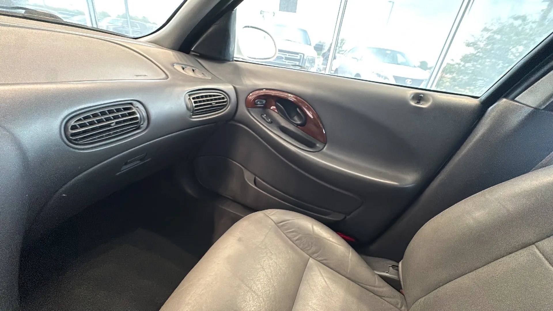 Used 1999 Mercury Sable LS FWD image 31