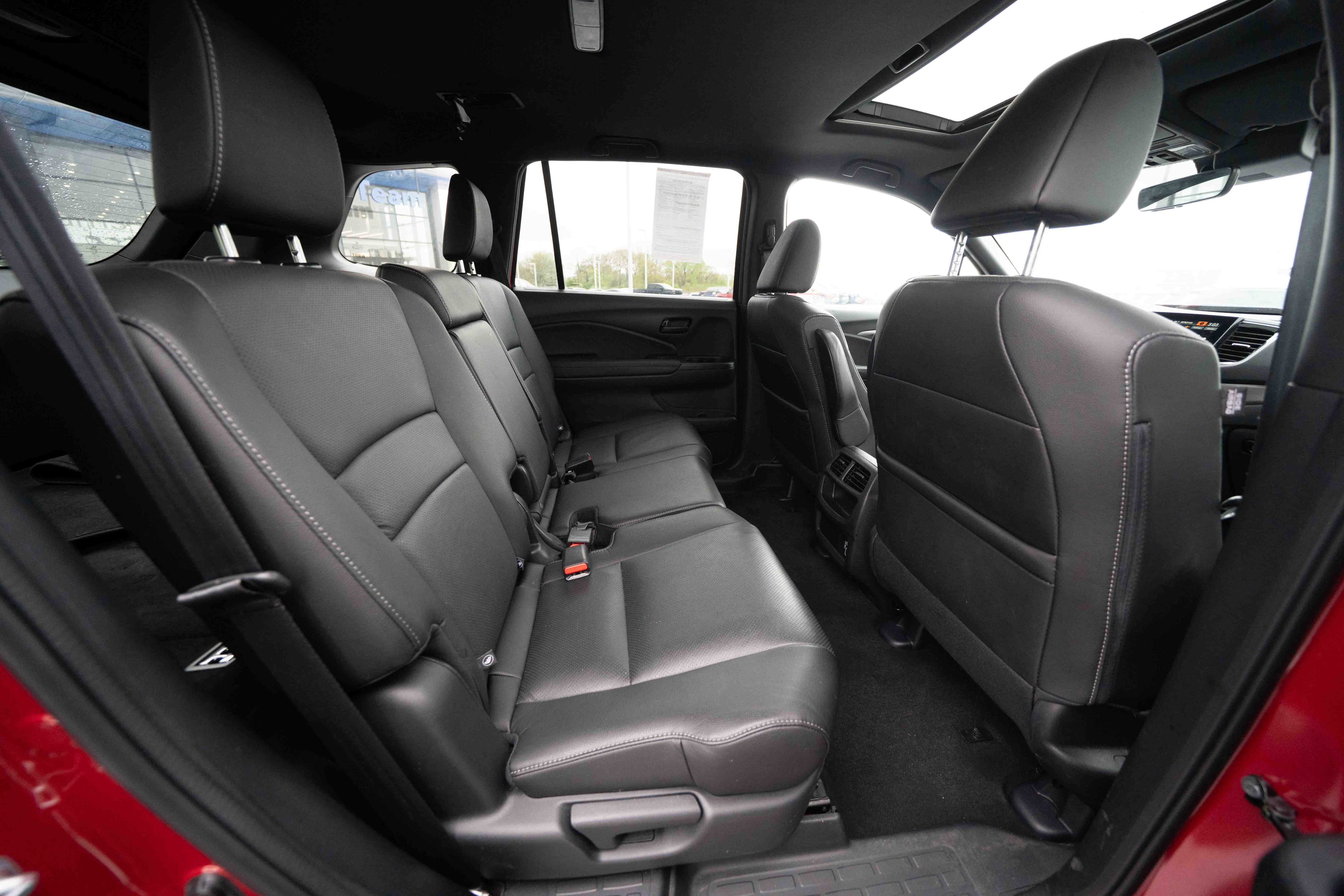 Used 2023 Honda Passport EX-L image 25