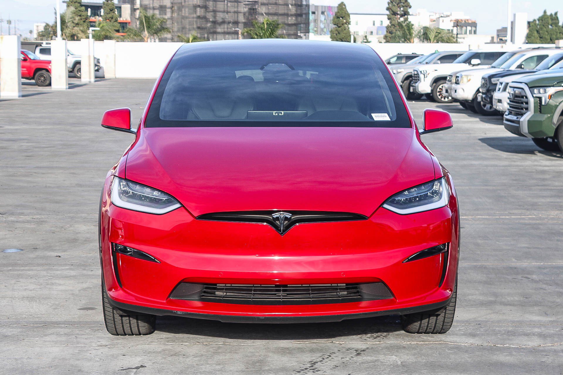 Used 2022 Tesla Model X Plaid image 2