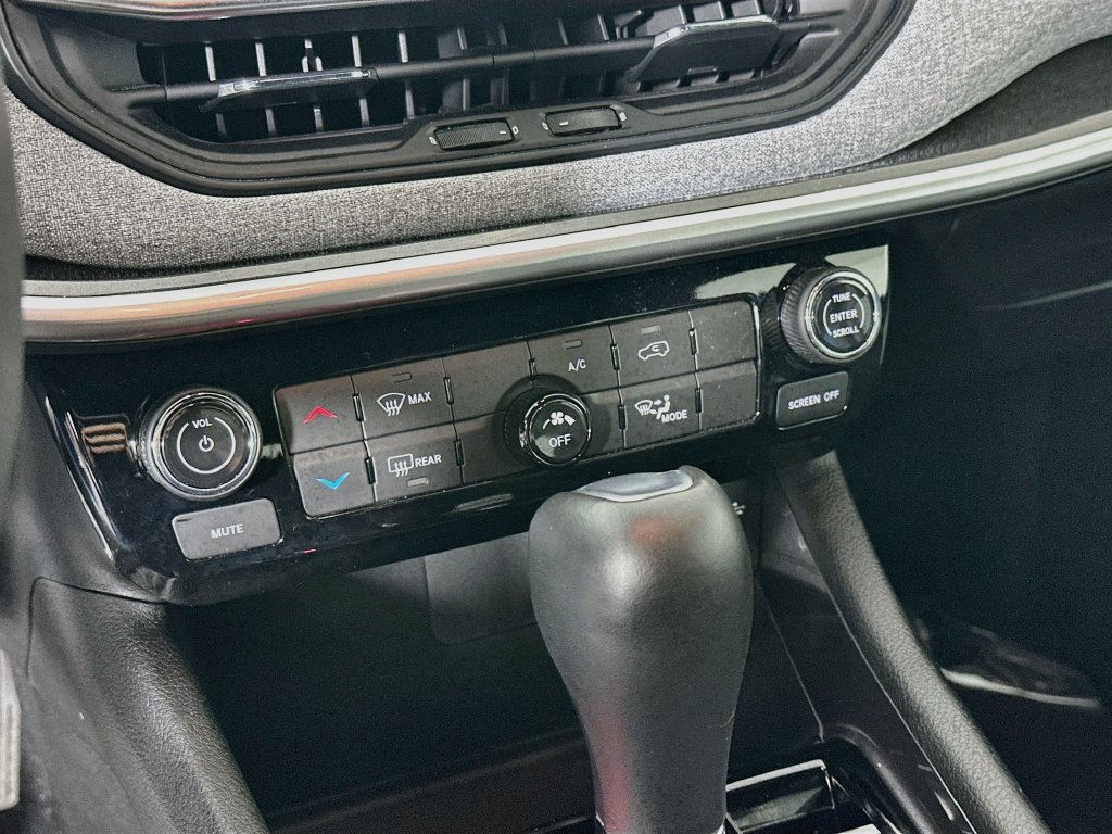 Certified 2023 Jeep Compass 4WD image 24