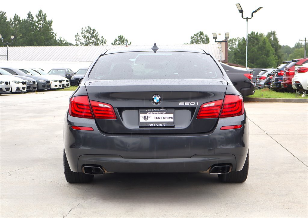 Used 2013 BMW 550i Sedan RWD image 5