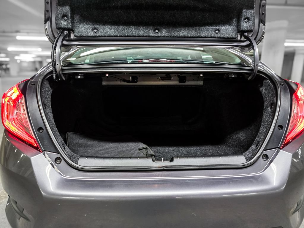 Used 2020 Honda Civic EX-L image 9
