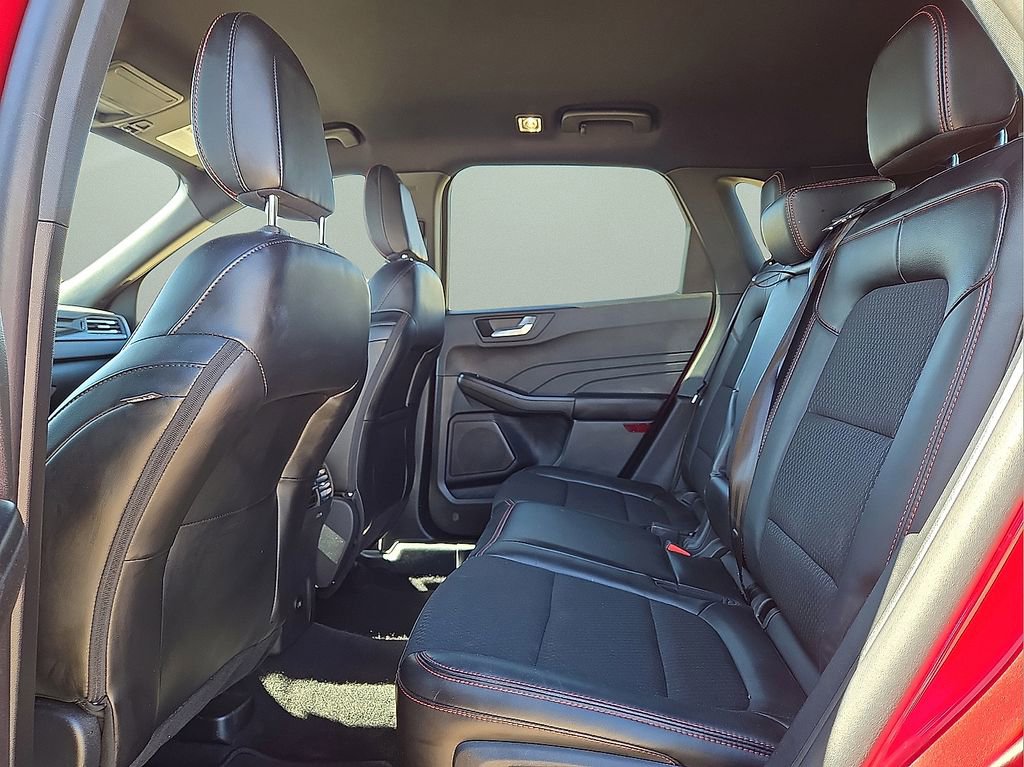 Used 2025 Ford Escape ST-Line Select image 15