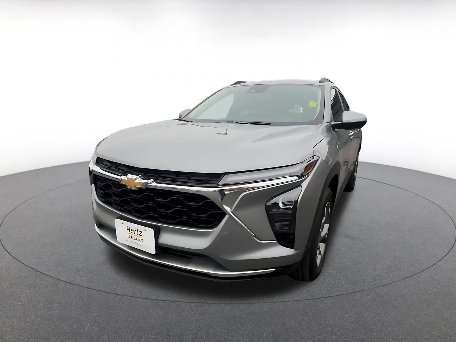 Used 2025 Chevrolet Trax LT w/ LT Convenience Package image 7