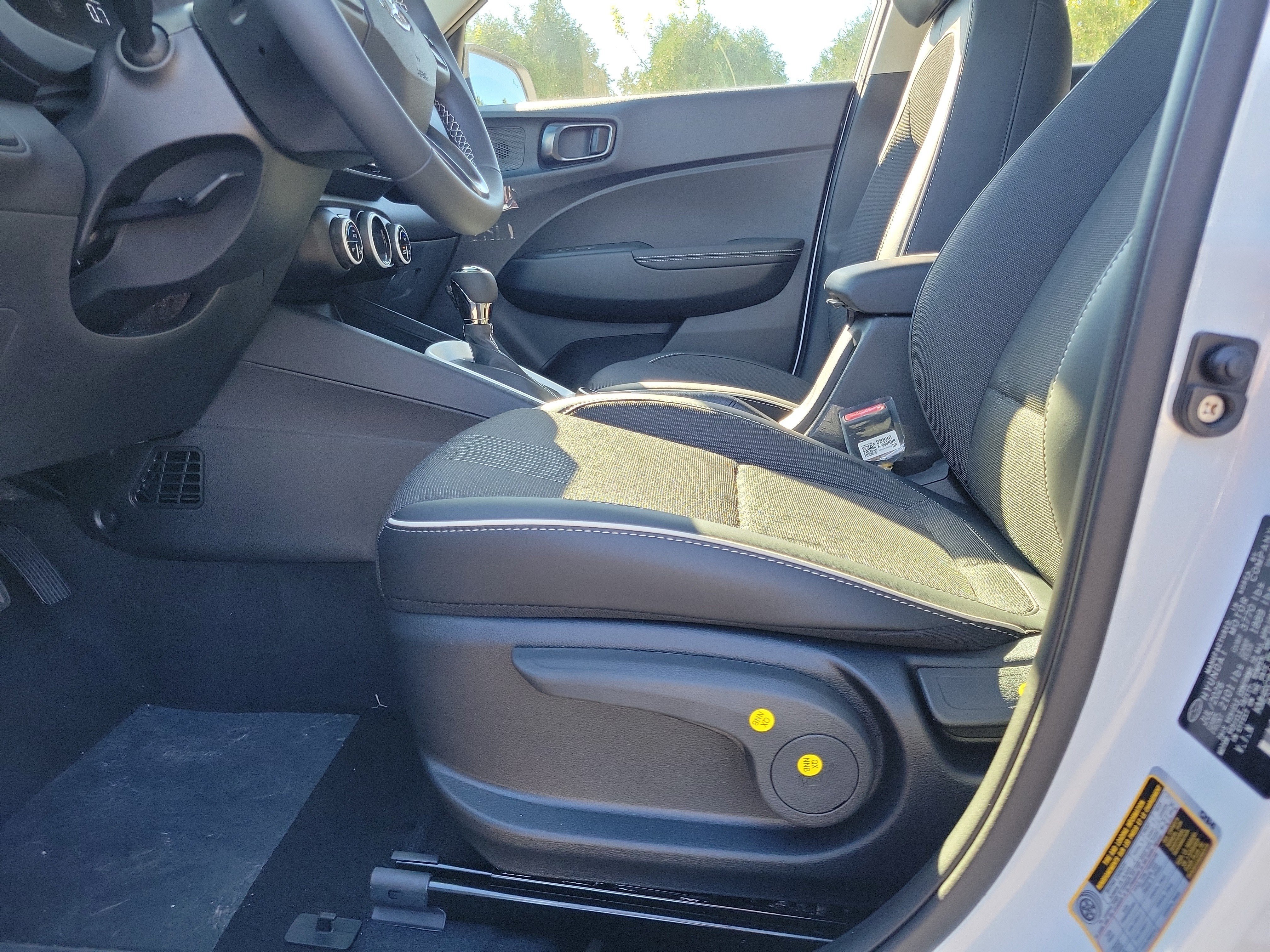 New 2026 Hyundai Venue SEL FWD image 16