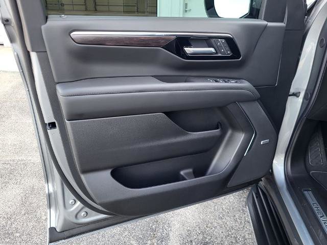 New 2026 Chevrolet Tahoe LT w/ Comfort Package AWD/4WD image 15