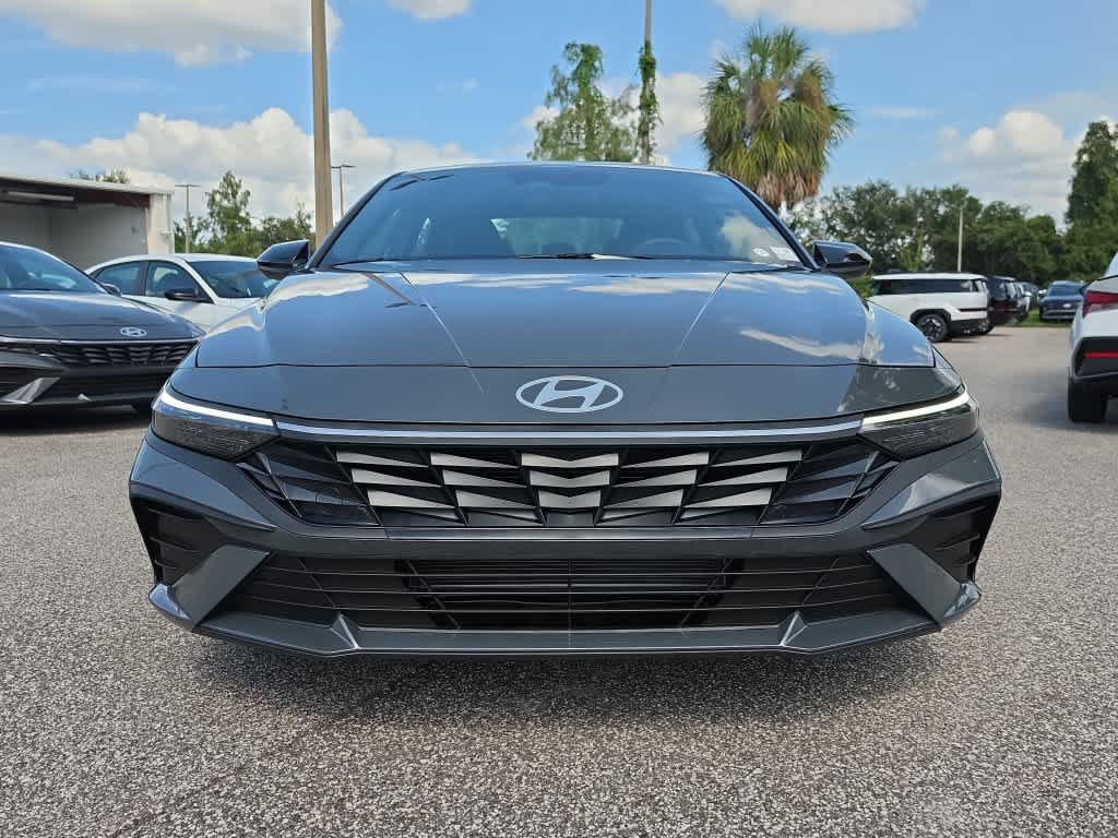 New 2026 Hyundai Elantra SEL Sport FWD image 10