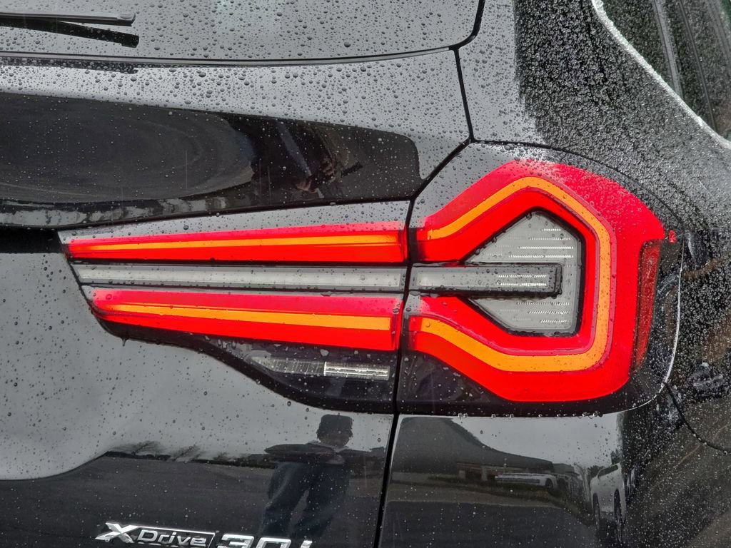 Used 2024 BMW X3 xDrive30i w/ Premium Package image 39