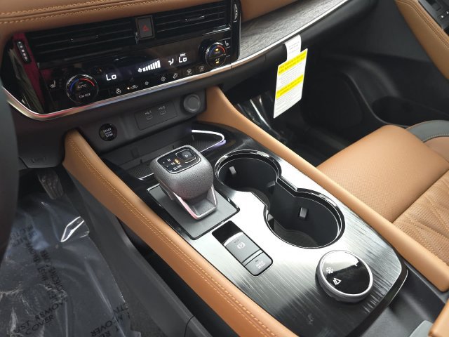 New 2026 Nissan Rogue Platinum AWD/4WD image 26