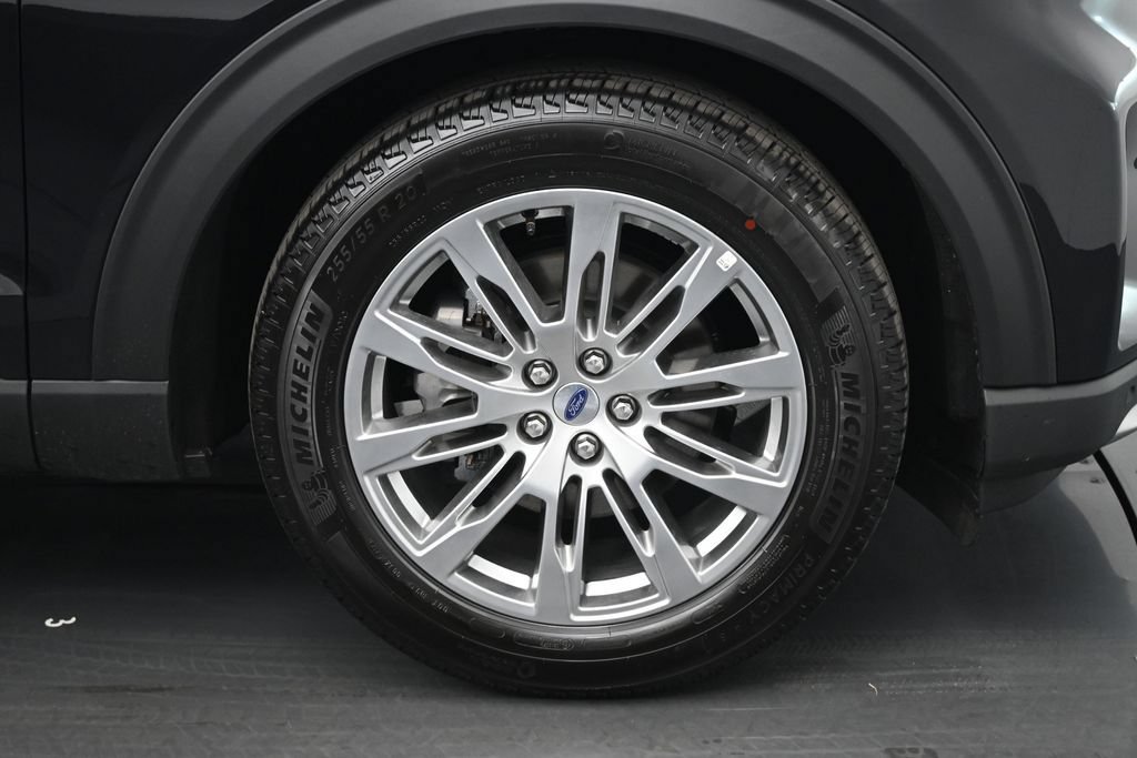 New 2026 Ford Explorer Platinum RWD image 26