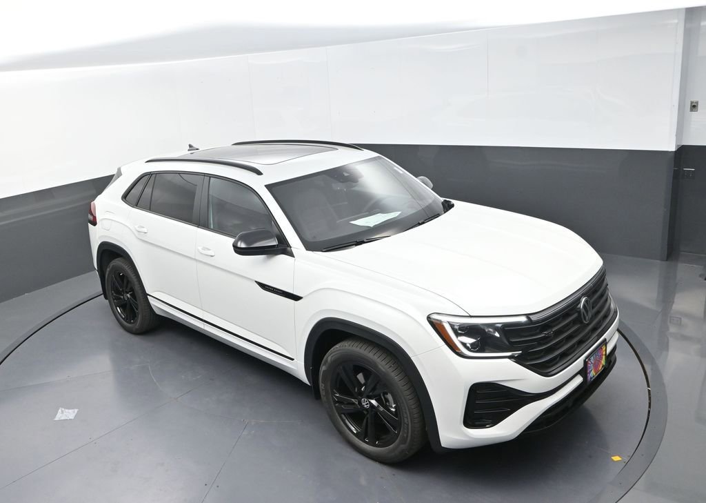 New 2026 Volkswagen Atlas Cross Sport SEL R-Line image 13