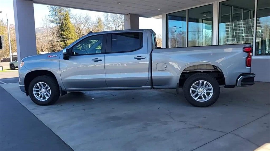 New 2025 Chevrolet Silverado 1500 LT w/ Z71 Off-Road Package image 7