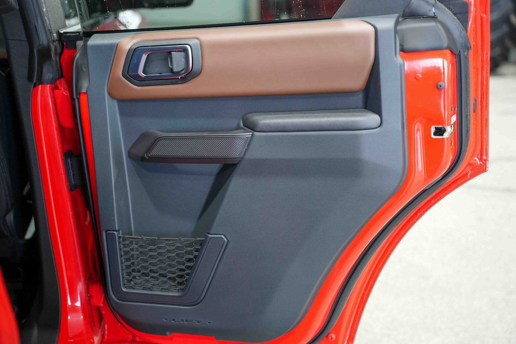 Used 2024 Ford Bronco Outer Banks w/ Sasquatch Package image 17