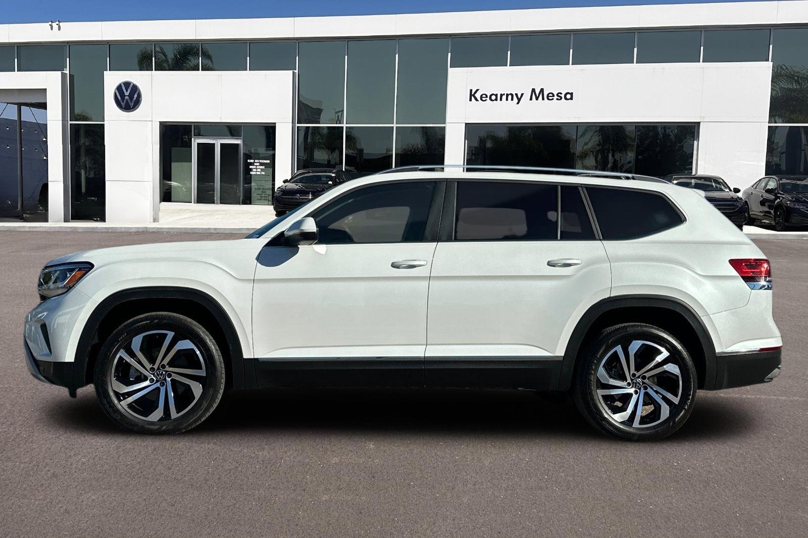 Used 2023 Volkswagen Atlas SEL image 7