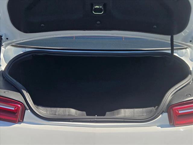 Used 2016 Chevrolet Camaro LT image 6