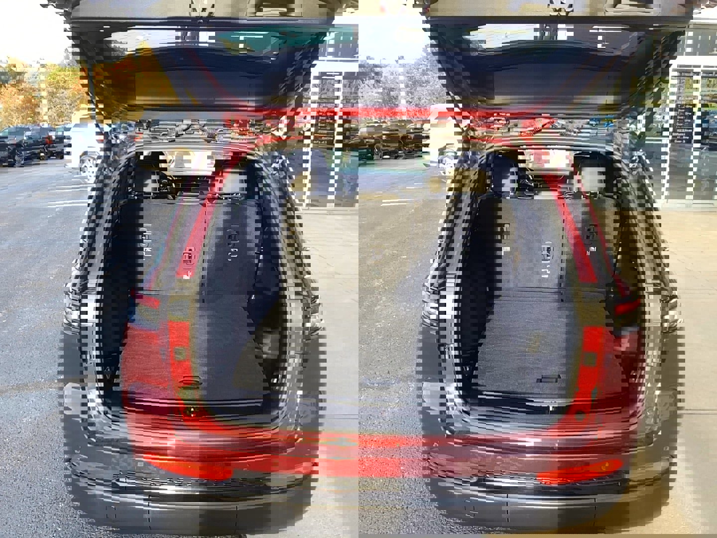 Certified 2024 Jeep Grand Cherokee Altitude image 6