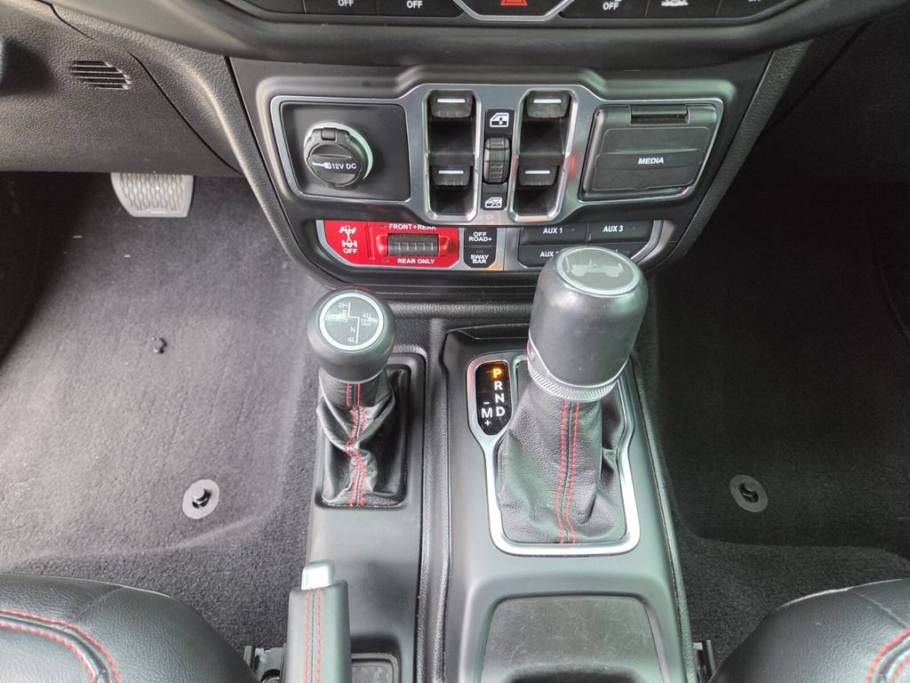 Used 2021 Jeep Wrangler Unlimited Rubicon AWD/4WD image 31