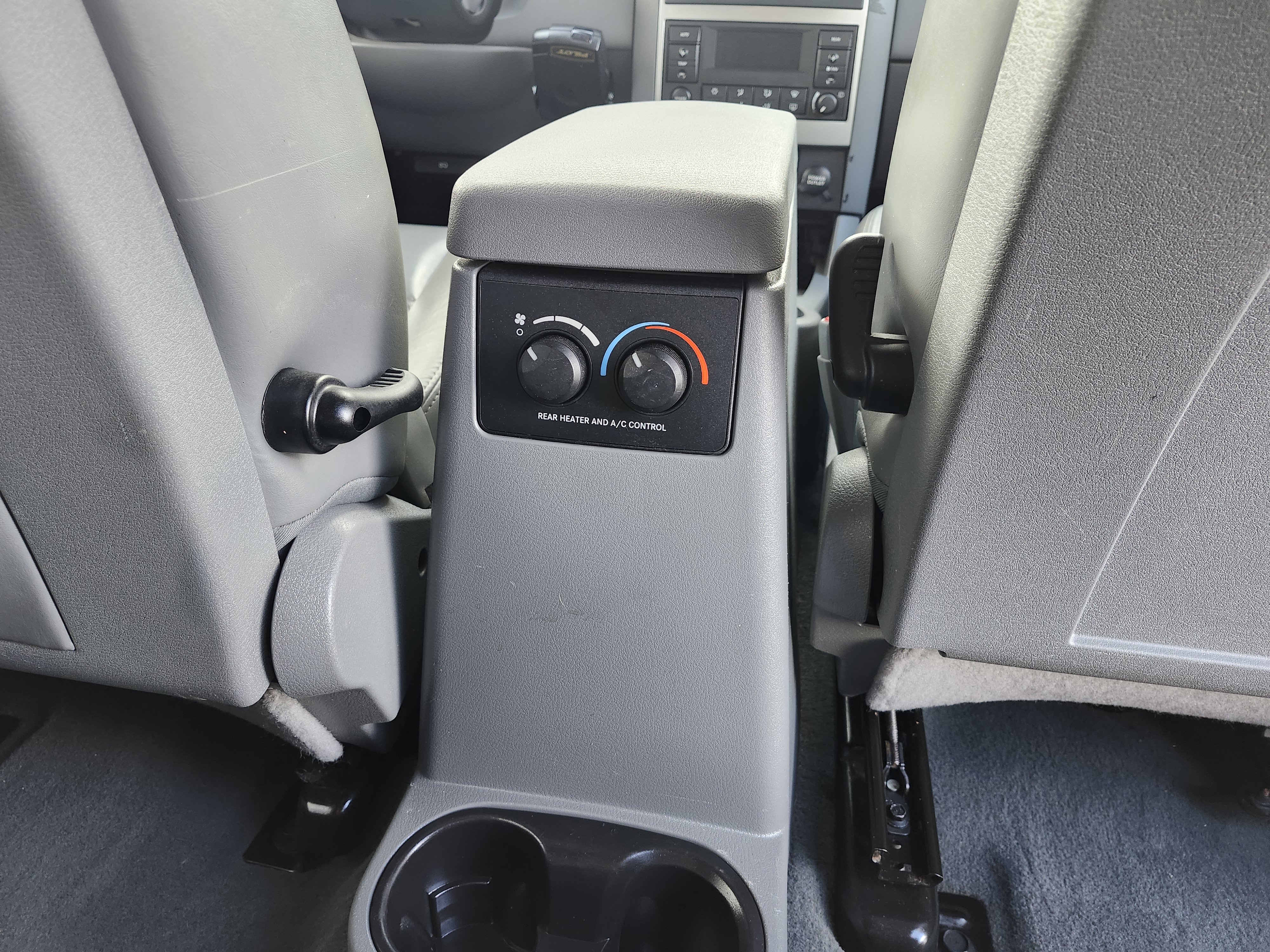 Used 2004 Dodge Durango Limited image 21