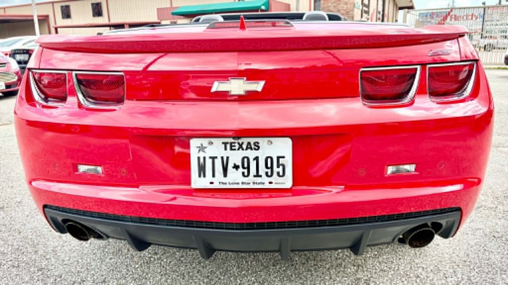 Used 2012 Chevrolet Camaro SS w/ RS Package RWD image 6
