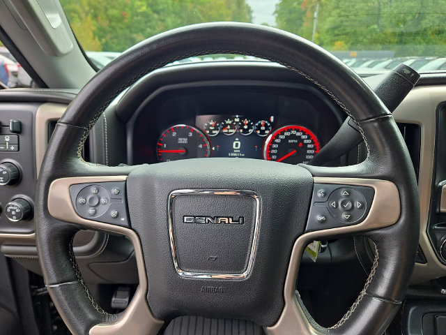 Used 2016 GMC Sierra 2500 Denali w/ Duramax Plus Package AWD/4WD image 4