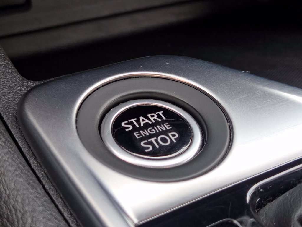 Certified 2025 Nissan Sentra SV FWD image 14