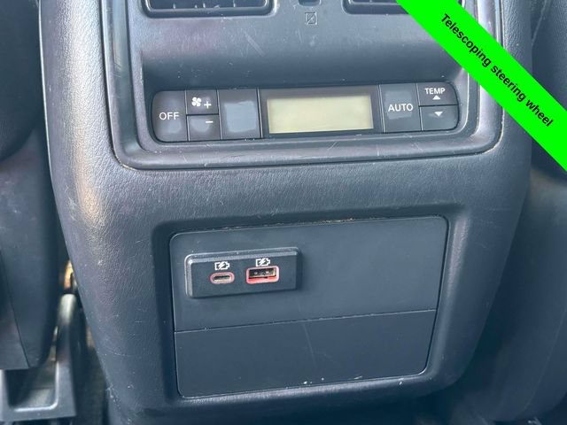 Used 2019 Nissan Pathfinder S AWD/4WD image 27