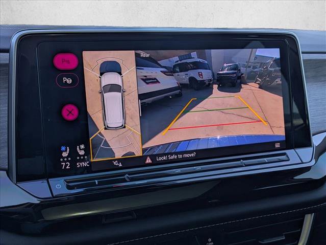 Used 2025 Volkswagen Atlas SEL Premium R-Line image 14