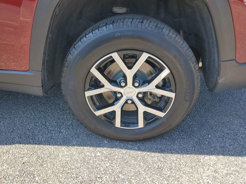 Used 2024 Jeep Grand Cherokee L Limited w/ Trailer Tow Package image 14