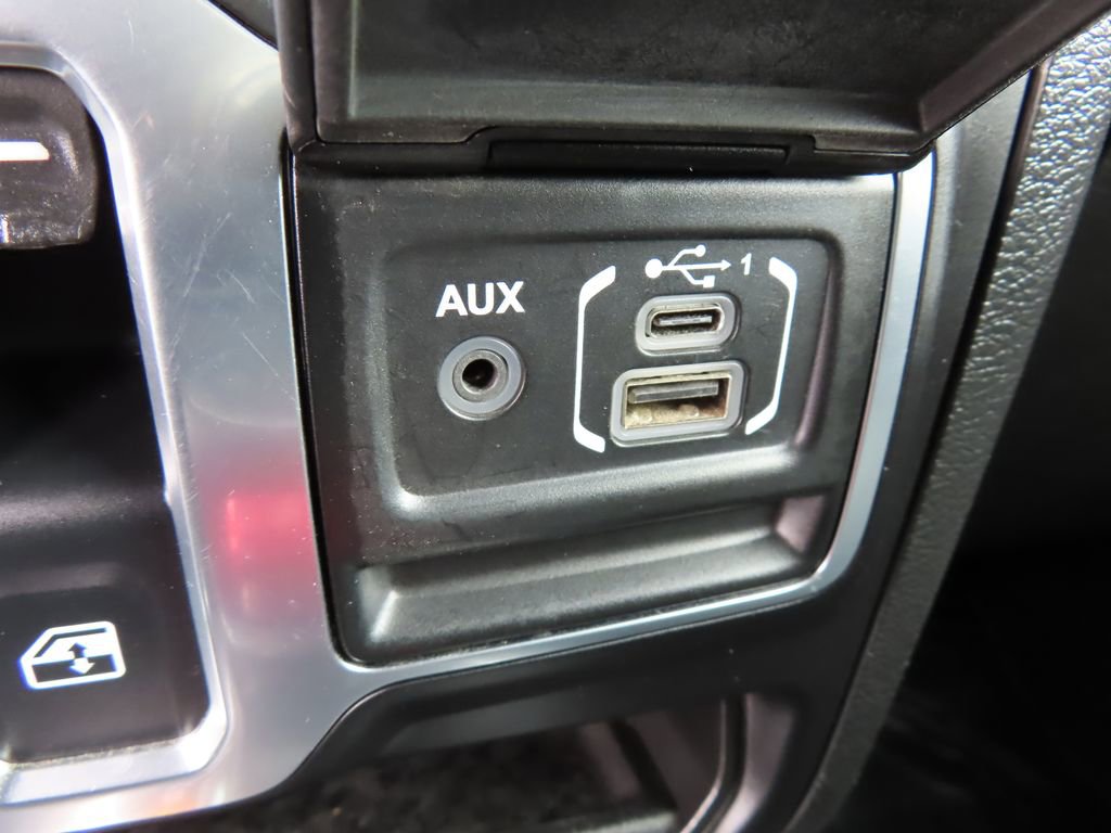 Certified 2021 Jeep Wrangler Willys image 8