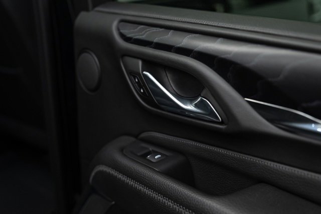 Used 2023 GMC Yukon XL Denali image 30