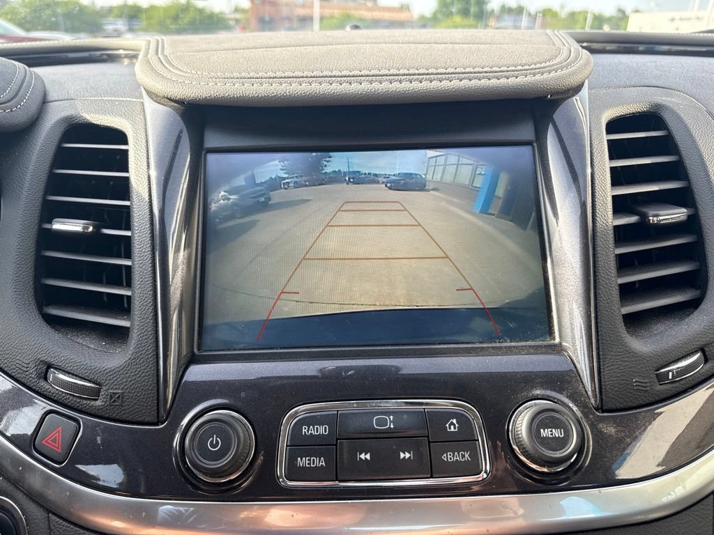 Used 2018 Chevrolet Impala LT FWD image 20