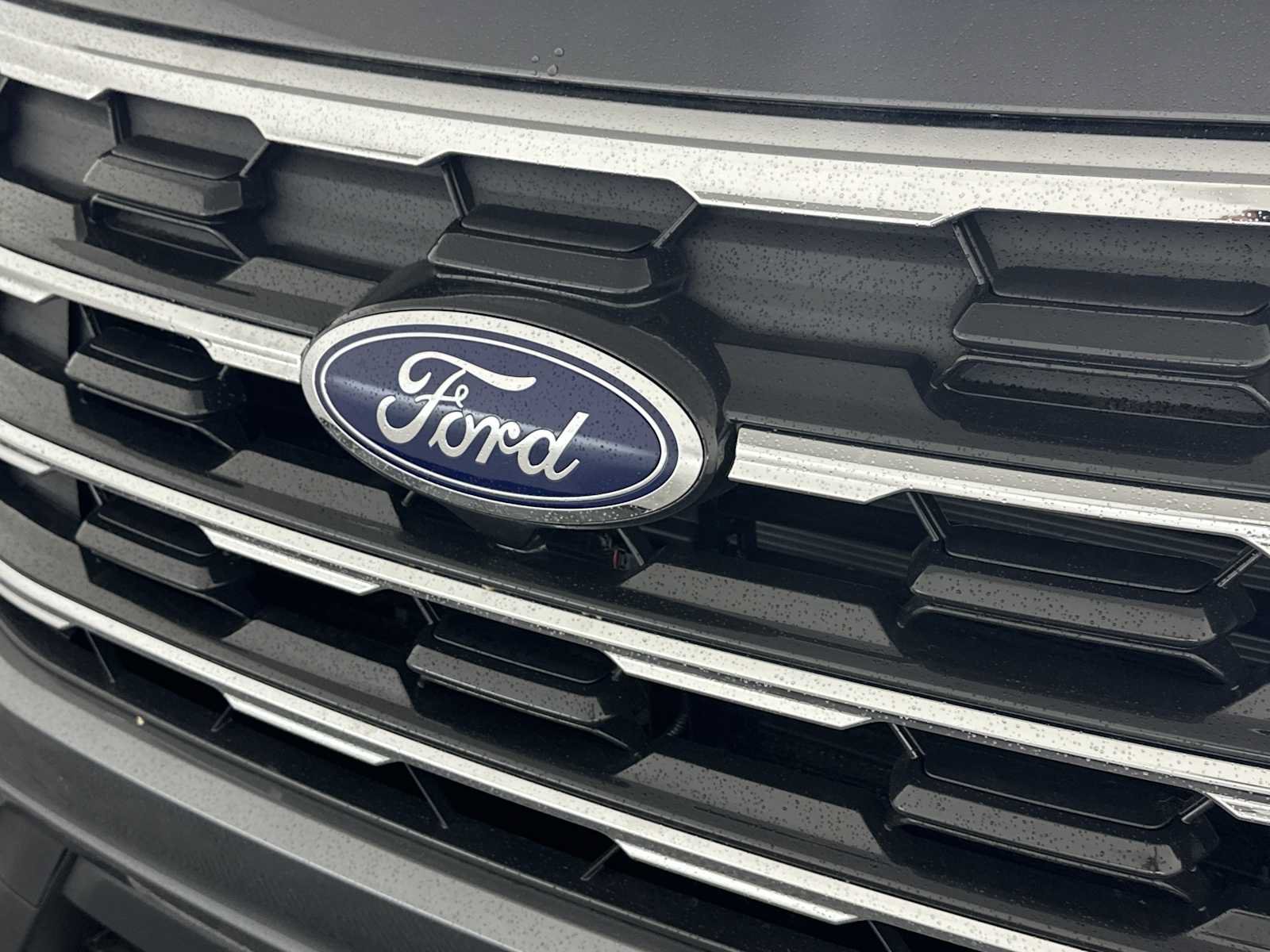 Used 2025 Ford Explorer Active w/ Active Comfort Package AWD/4WD image 13