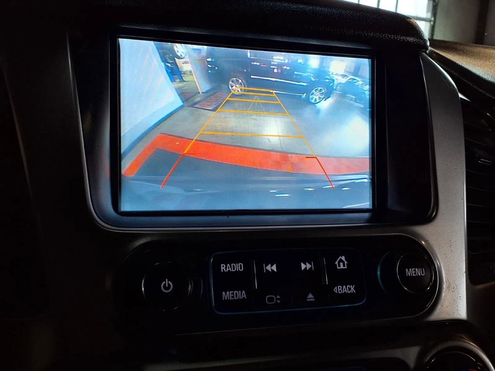 Used 2017 Chevrolet Tahoe LT image 23