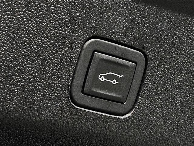 Used 2026 Cadillac Escalade V w/ LPO, ONYX Package AWD/4WD image 29