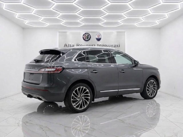 Used 2019 Lincoln Nautilus Reserve AWD/4WD image 4