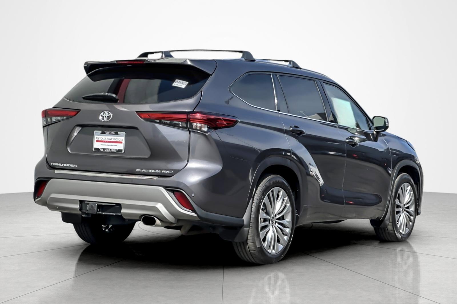 Used 2021 Toyota Highlander Platinum AWD/4WD image 5