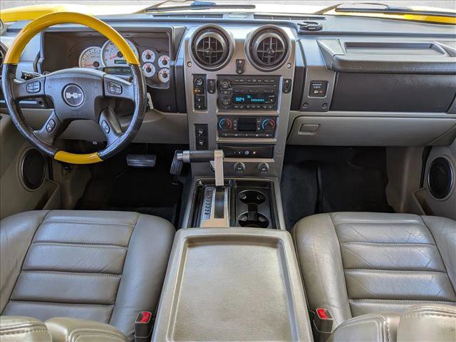 Used 2004 HUMMER H2 w/ Preferred Equipment Group AWD/4WD image 16