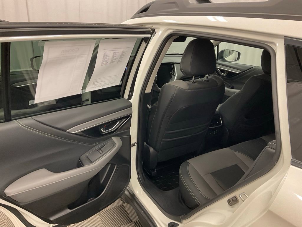 Used 2024 Subaru Outback Onyx Edition XT image 32