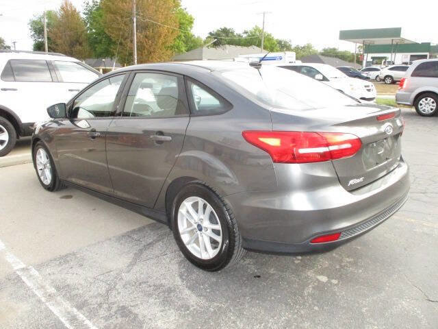 Used 2018 Ford Focus SE image 8