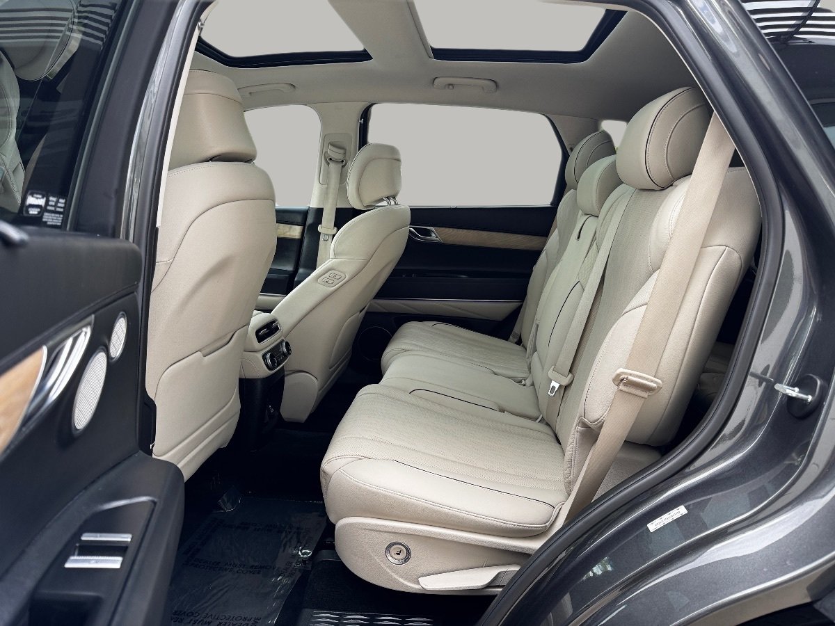 Used 2021 Genesis GV80 3.5T Advanced + AWD/4WD image 18