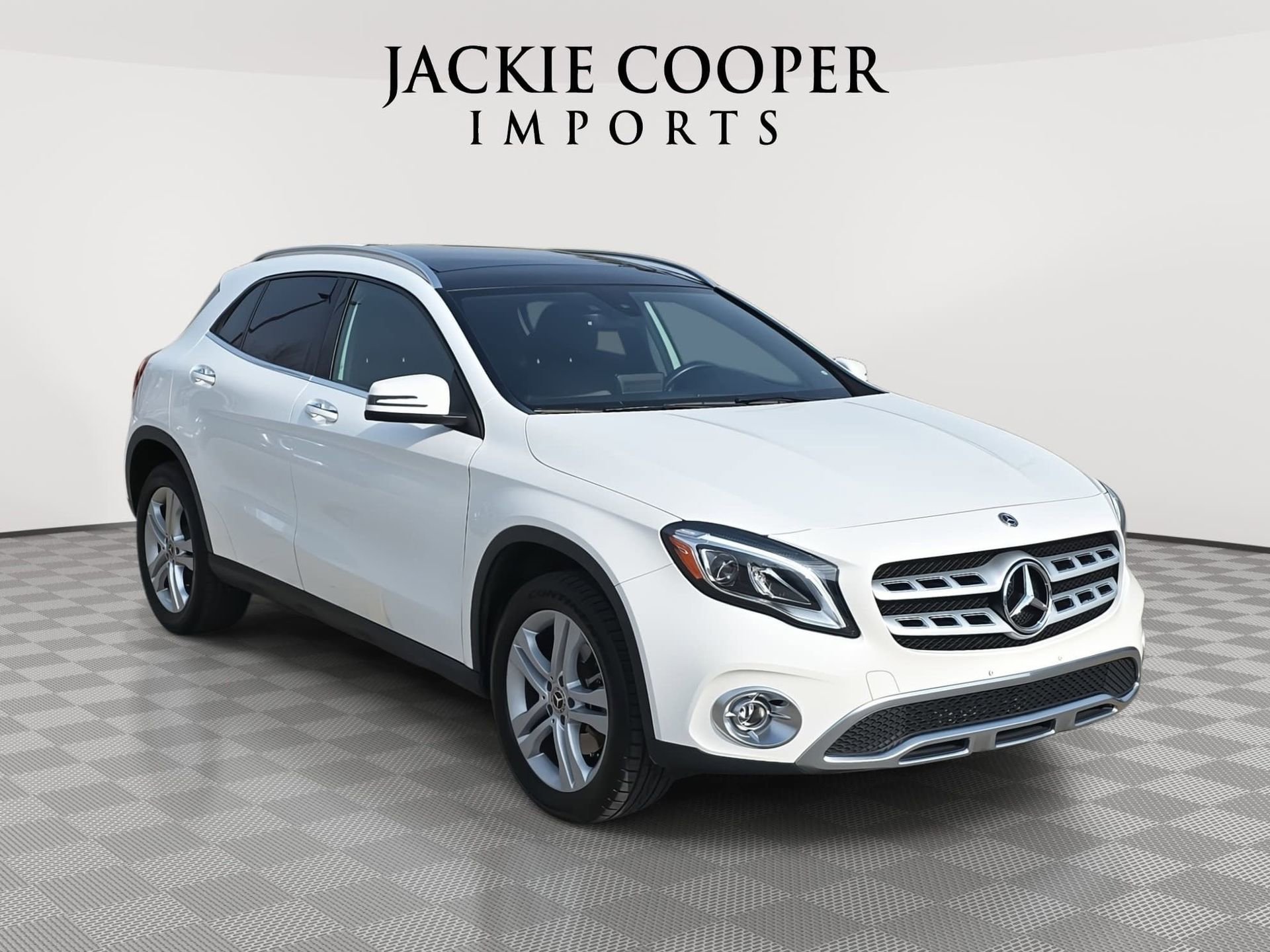 Used 2019 Mercedes-Benz GLA 250 4MATIC image 3