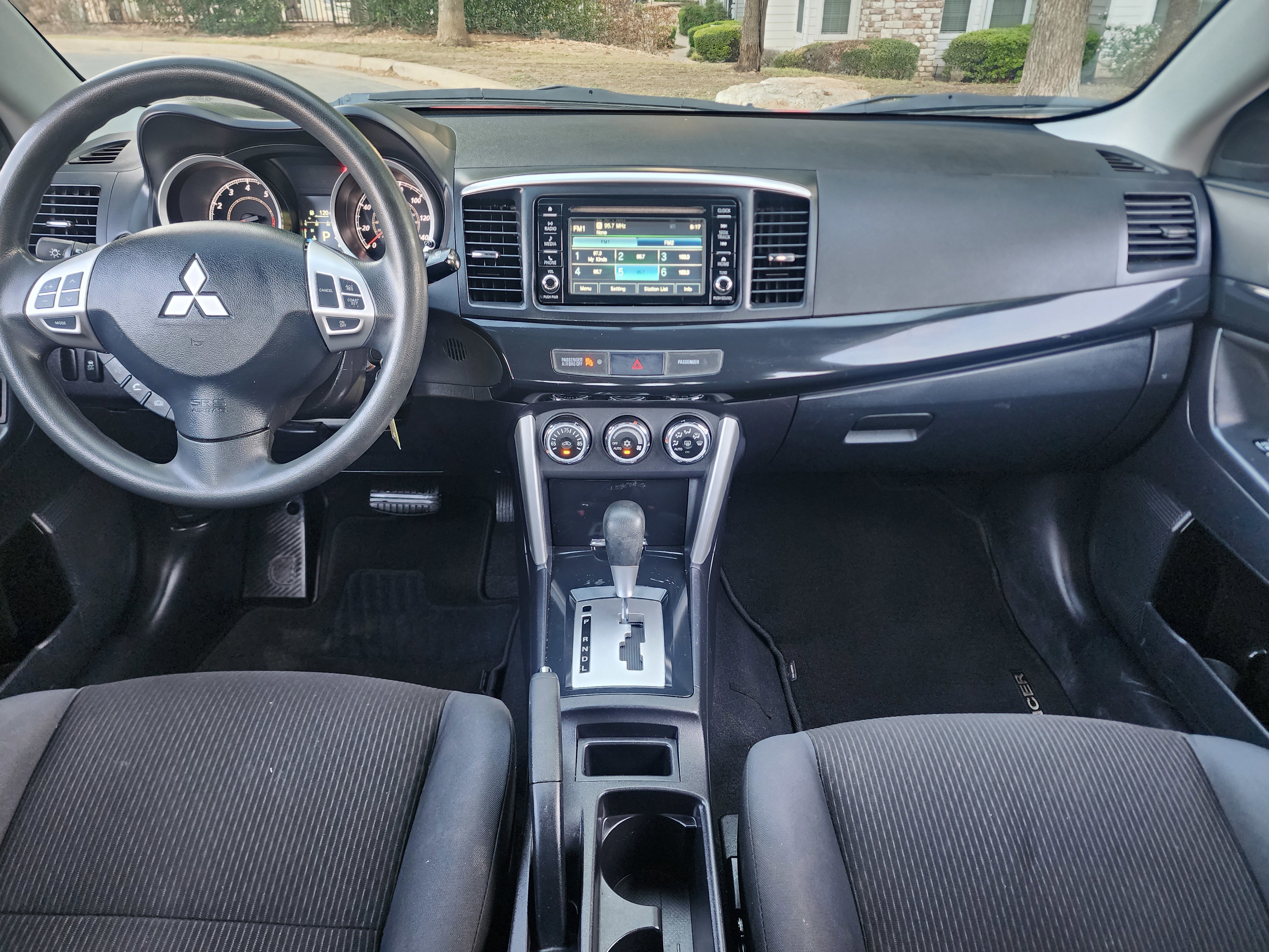 Used 2017 Mitsubishi Lancer ES FWD image 29